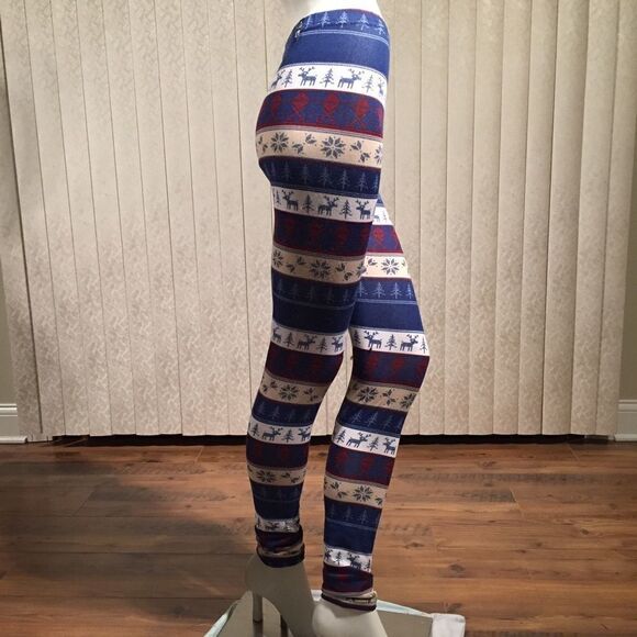 PICTURE M/L reindeer snowflake stripe tights - Picture 1 of 5